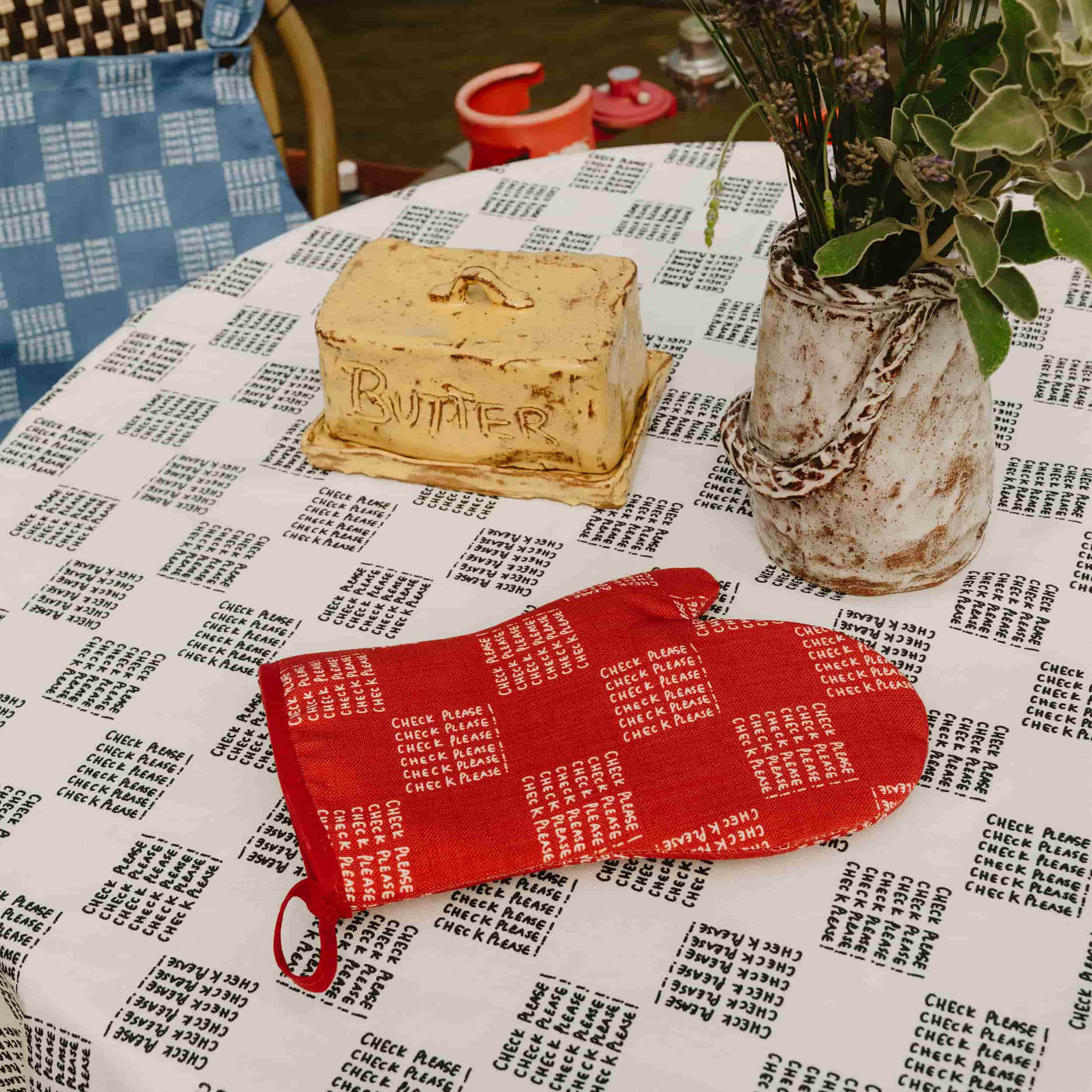 Oven Mitt - Check Please