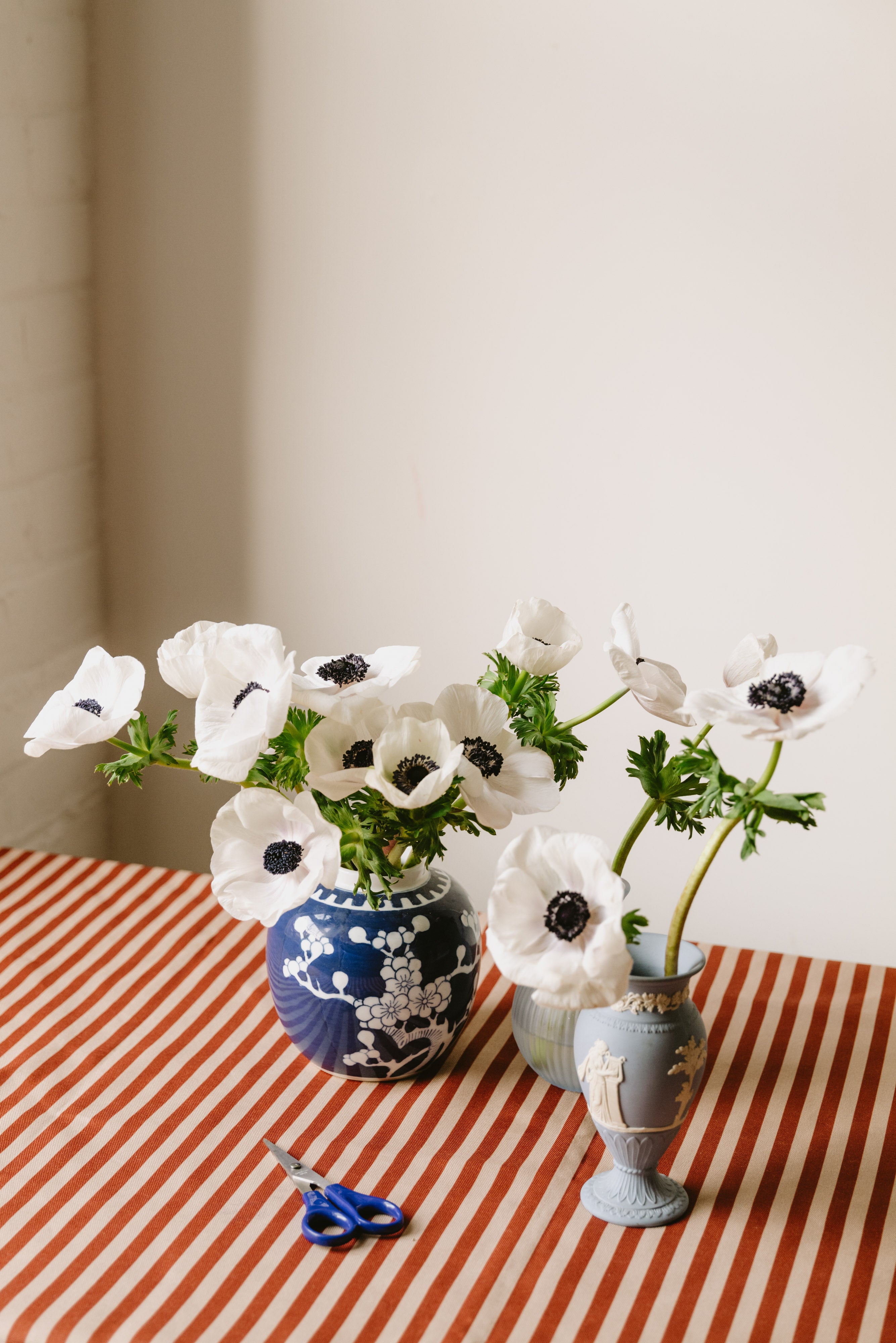 Tablecloth - Pebble & Deep Rust - Skinny Stripe