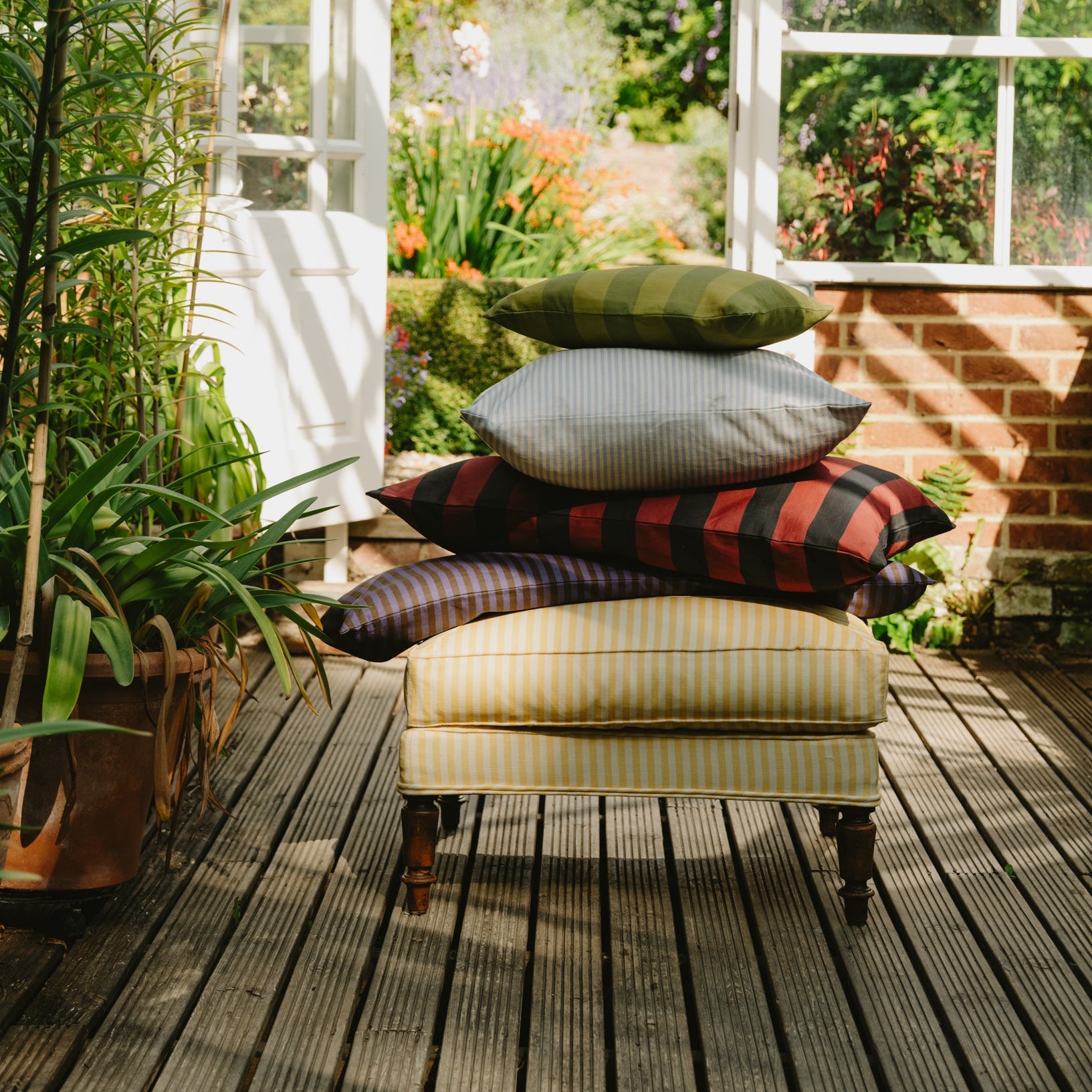 The First Light Cushion - Frost & Sawdust