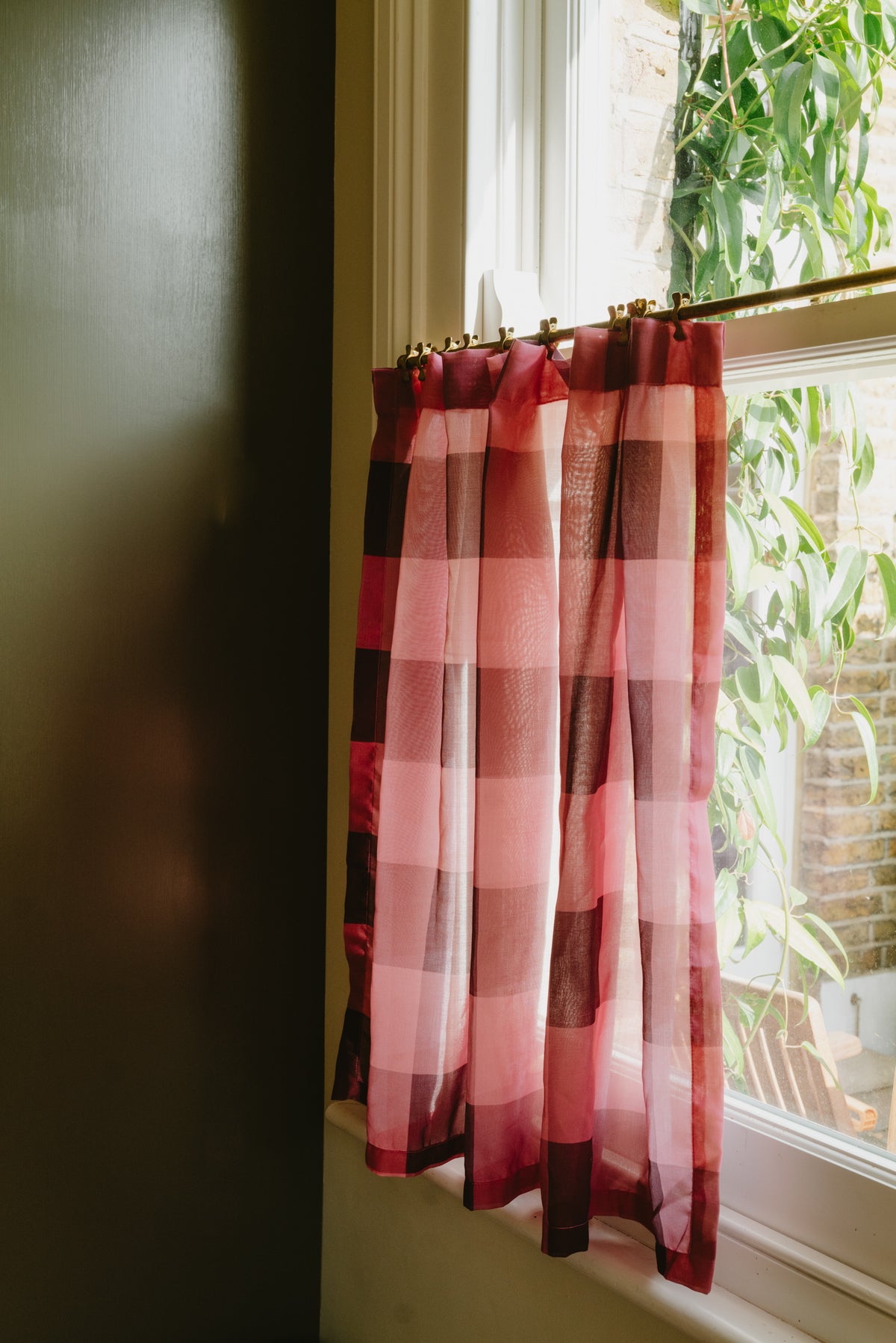 Sheer Café Curtain - Mulled & Bon Bon Gingham