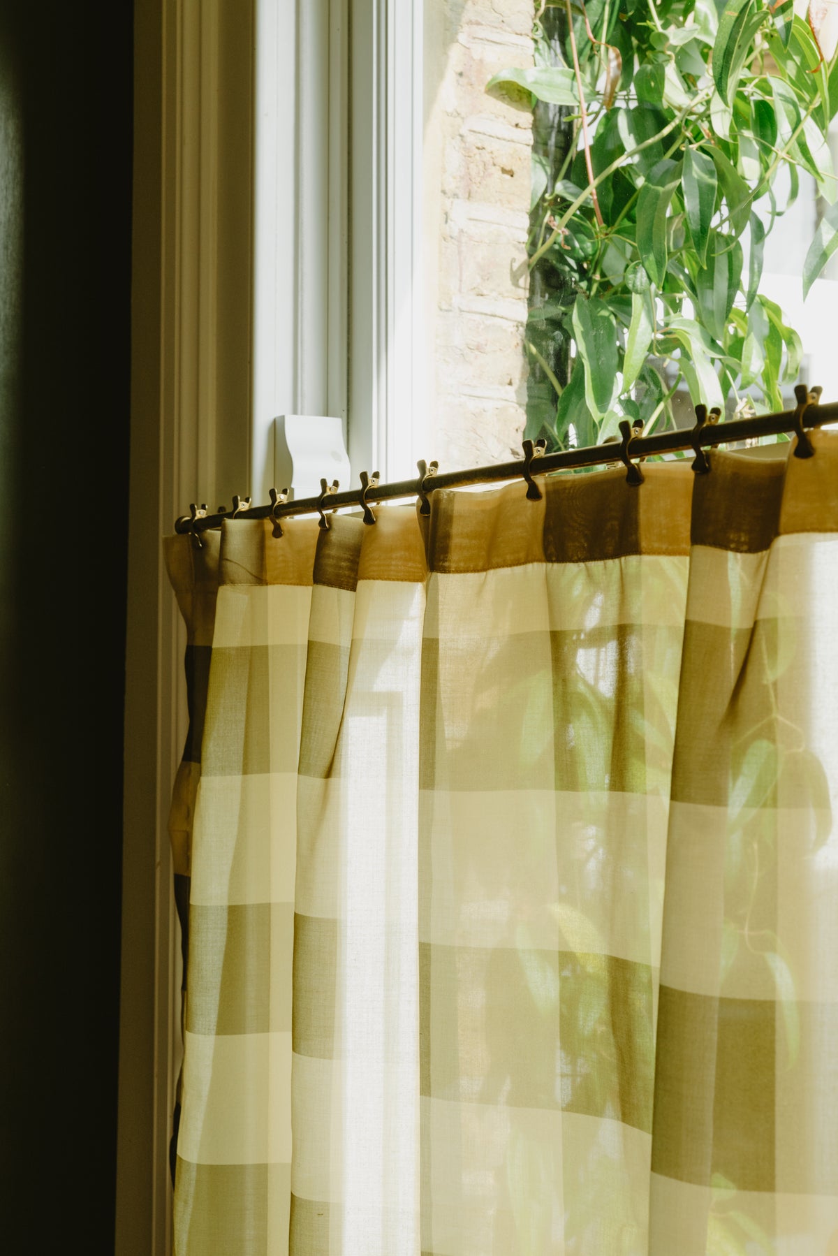 Sheer Café Curtain - Lemon Sorbet & Zest Gingham